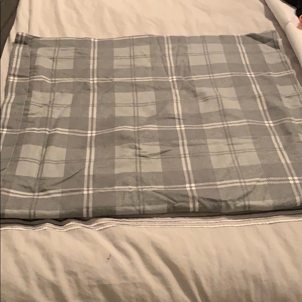 NEW Tommy Hilfiger gray flannel king shams